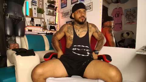 leenar_key online show from February 18, 2026, 11:11 pm