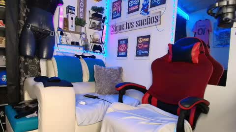 leenar_key online show from March 31, 2026, 11:21 am