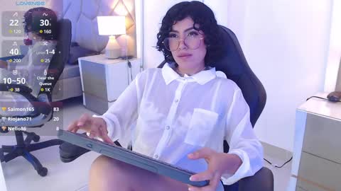 Snapshot of leethompson_ chatting on January 11, 2025, 2:58 pm Leet  online show from January 11, 2025, 2:58 pm