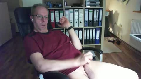 Dave online show from November 12, 2025, 10:41 pm