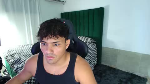  Lei  online show from February 14, 2026, 1:57 am