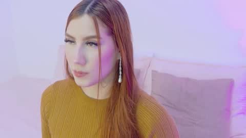 Leidy Cooper online show from November 25, 2025, 4:45 am