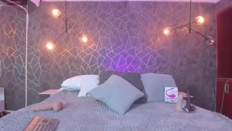 LEIGH ANGELS online show from September 25, 2025, 10:13 pm