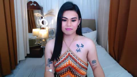 Snapshot of leighcortesi chatting on April 24, 2026, 5:15 pm Cailey online show from April 24, 2026, 5:15 pm