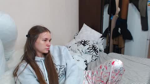 leila_bambi online show from December 26, 2024, 3:16 am