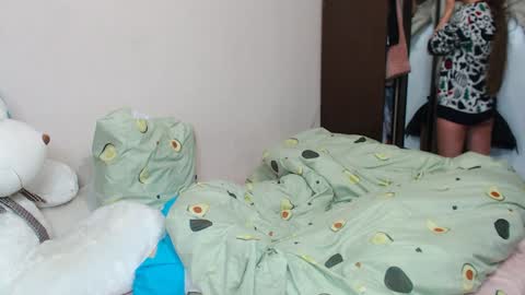 leila_bambi_ online show from January 23, 2025, 11:05 pm