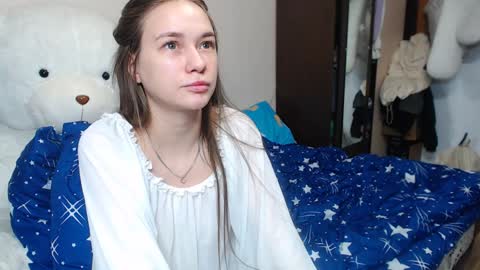 leila_bambi_ online show from January 28, 2025, 12:26 am