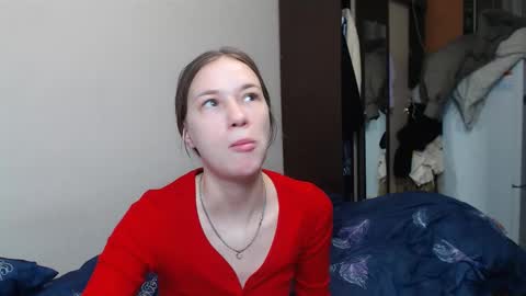 leila_bambi_ online show from March 10, 2025, 5:29 pm
