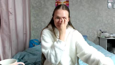 leila_bambi_ online show from September 16, 2025, 9:54 am