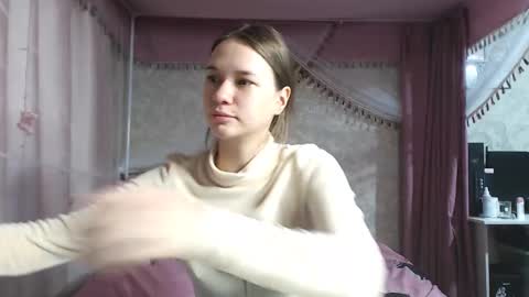 leila_bambi_ online show from December 1, 2025, 6:46 pm