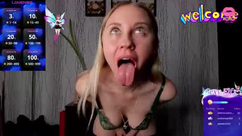 leila_sweetie online show from December 17, 2025, 4:29 am