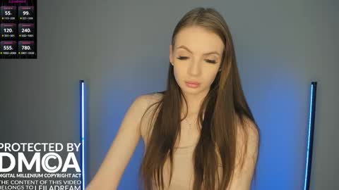 leiladream online show from March 23, 2026, 5:33 am