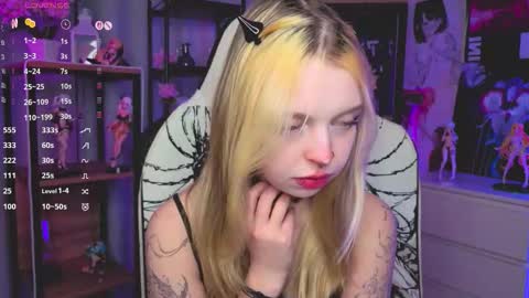 Leila online show from November 16, 2025, 4:01 pm