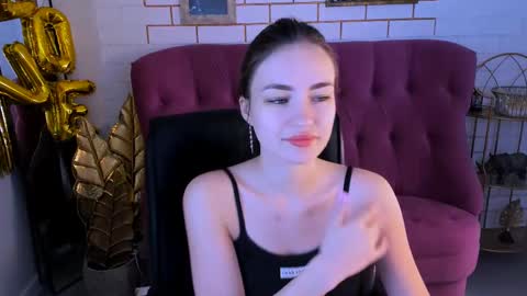 Snapshot of leilarai chatting on February 28, 2025, 5:04 am Leila Rai online show from February 28, 2025, 5:04 am