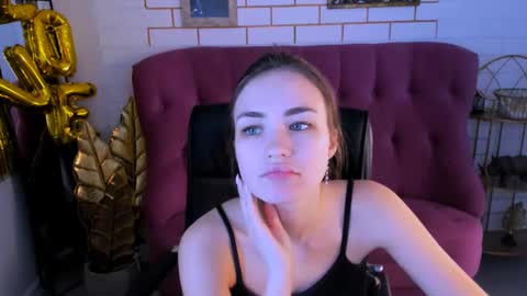 Snapshot of leilarai chatting on February 28, 2025, 11:14 am Leila Rai online show from February 28, 2025, 11:14 am