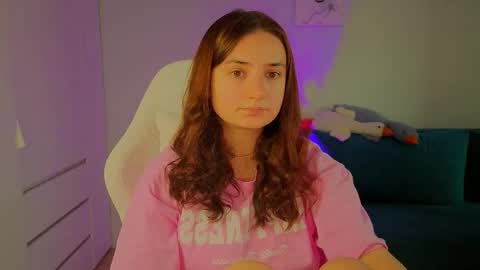 Lelia online show from September 17, 2025, 2:52 pm