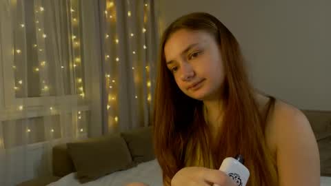 Lelia online show from April 15, 2026, 7:58 pm