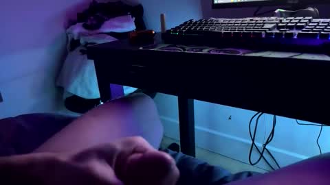 Snapshot of lemaleetsoncock chatting on March 3, 2026, 5:13 am lemaleetsoncock online show from March 3, 2026, 5:13 am