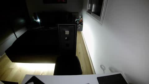 Ange online show from December 24, 2024, 5:16 am