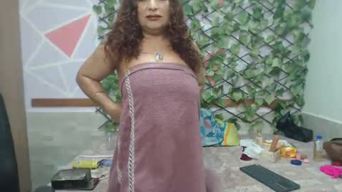 lena_lawson online show from February 8, 2025, 9:13 am