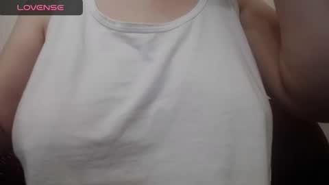 lenagolden online show from December 23, 2024, 12:41 pm