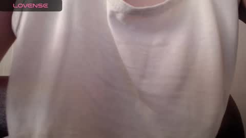 lenagolden online show from November 3, 2025, 11:22 am