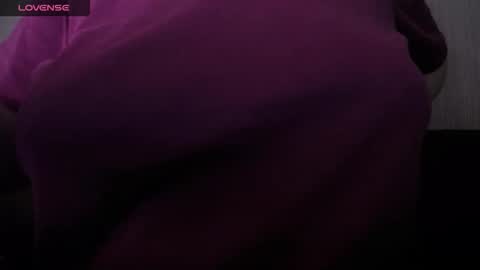 lenagolden online show from April 2, 2026, 2:15 pm