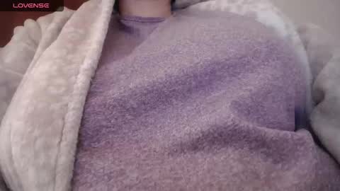 lenagolden online show from April 20, 2026, 7:11 am