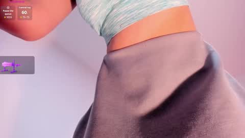 lennox_eva online show from November 23, 2025, 4:12 am