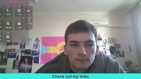 leo_cutie online show from February 9, 2026, 9:13 am