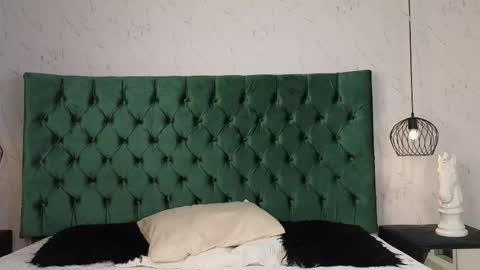 Snapshot of leo_delvey chatting on March 7, 2025, 3:19 am leo online show from March 7, 2025, 3:19 am