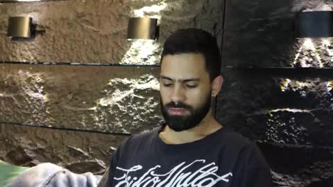 Leo  Diaz online show from September 15, 2025, 2:00 am