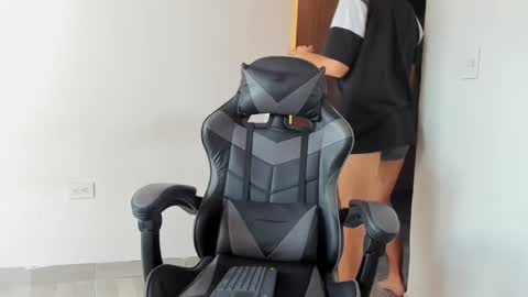 Leo Jones online show from February 17, 2025, 7:10 pm