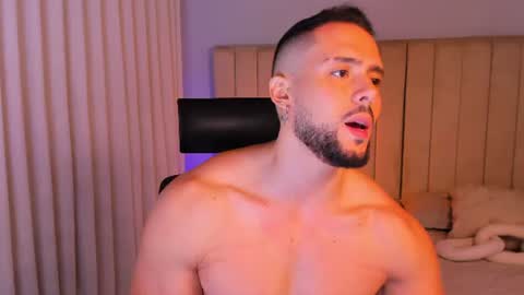 Snapshot of leo_king17 chatting on June 10, 2026, 11:42 am adrian online show from June 10, 2026, 11:42 am