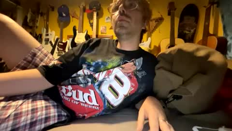 leo_rogers online show from September 18, 2025, 7:21 am