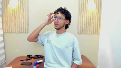 Snapshot of leo_sanz6 chatting on May 27, 2026, 12:13 pm LEO online show from May 27, 2026, 12:13 pm