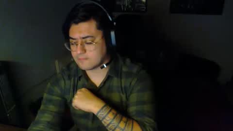 leo_star69 online show from November 10, 2025, 3:16 am