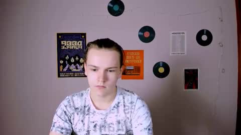 Snapshot of leo_void chatting on November 27, 2025, 9:33 am leo_void online show from November 27, 2025, 9:33 am