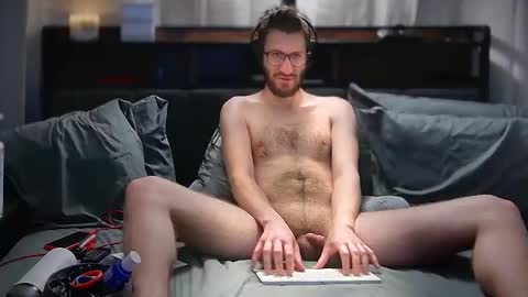 LeoBiggy online show from February 23, 2025, 5:34 am