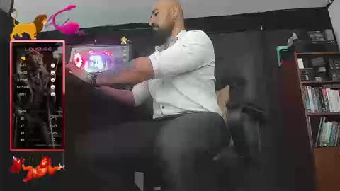 Leon online show from September 9, 2025, 2:49 pm