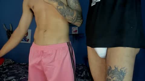 leon_big_cock online show from February 4, 2026, 1:00 am