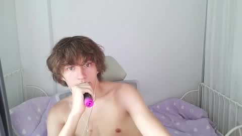 Leon online show from June 8, 2026, 12:47 am