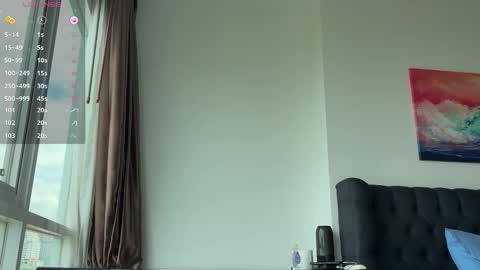 Snapshot of leon_lovefitness chatting on November 19, 2025, 2:33 am Leon online show from November 19, 2025, 2:33 am