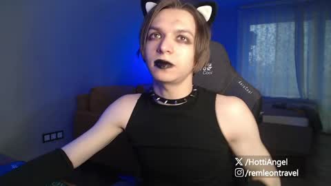 Snapshot of leon_yuugen chatting on April 2, 2026, 1:53 pm Leon online show from April 2, 2026, 1:53 pm