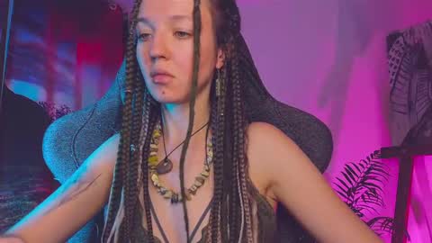 leona online show from January 22, 2025, 5:59 pm