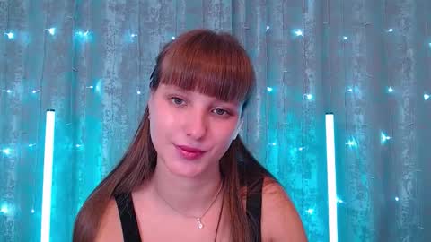 Snapshot of leonaalove chatting on September 28, 2025, 1:44 am Leonaalove online show from September 28, 2025, 1:44 am