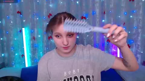 Snapshot of leonaalove chatting on February 6, 2026, 12:08 pm Leonaalove online show from February 6, 2026, 12:08 pm