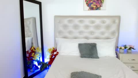 LUCY online show from April 18, 2026, 11:16 pm