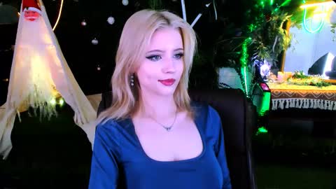 leonastone online show from December 18, 2025, 6:03 pm