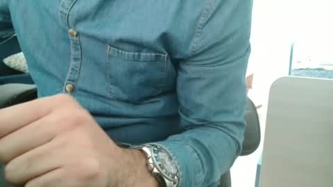 angel e sonia online show from October 3, 2025, 7:38 am